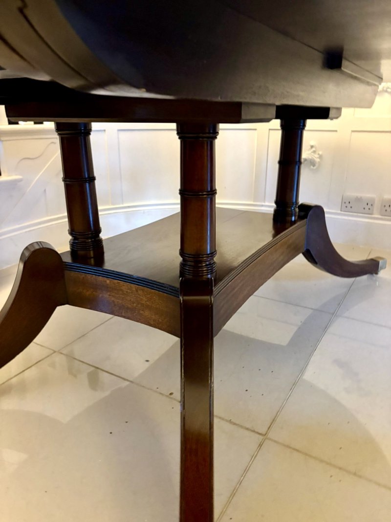 Quality Antique Mahogany Extending 10 Seater Dining Table